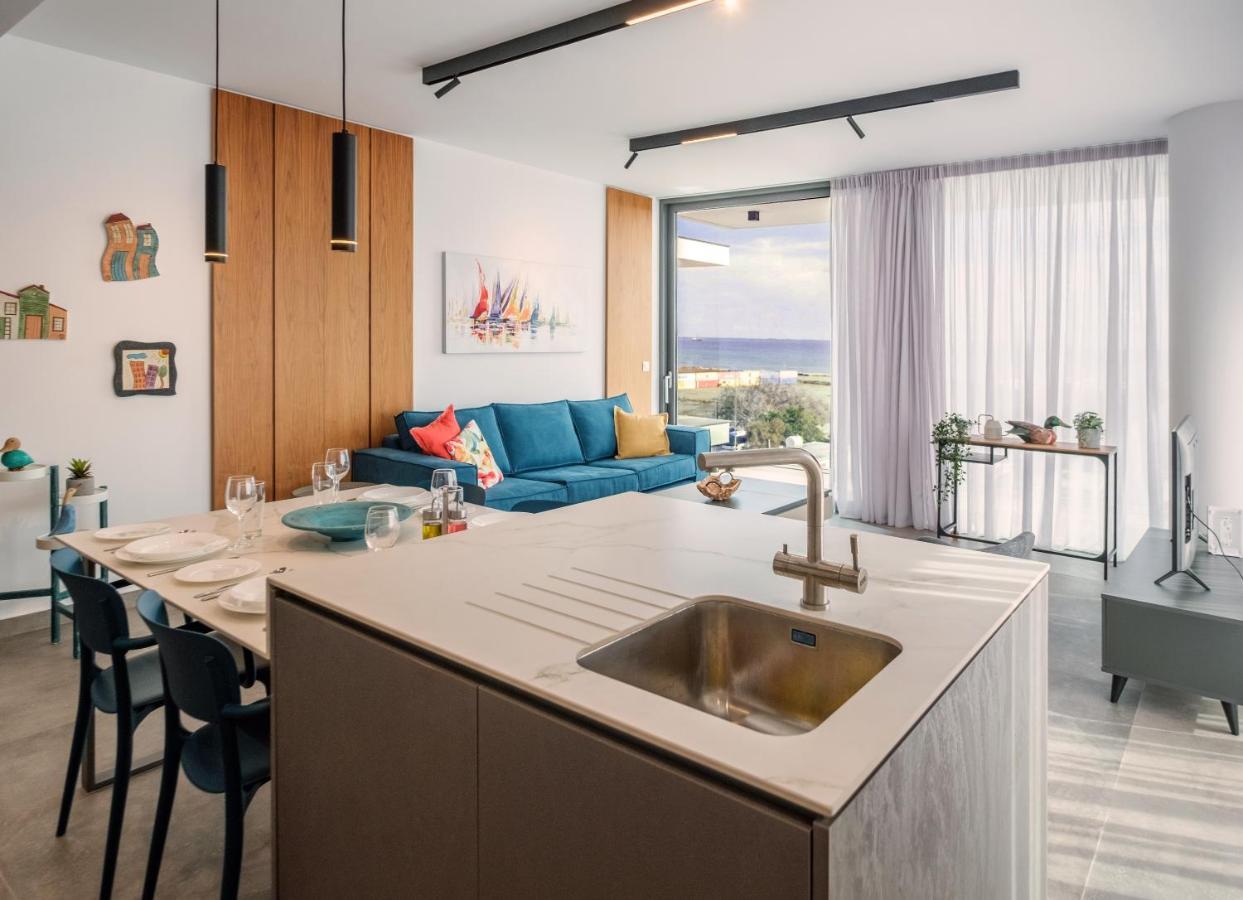 Gaia Seaview Apartment 1 Larnaca Exterior foto